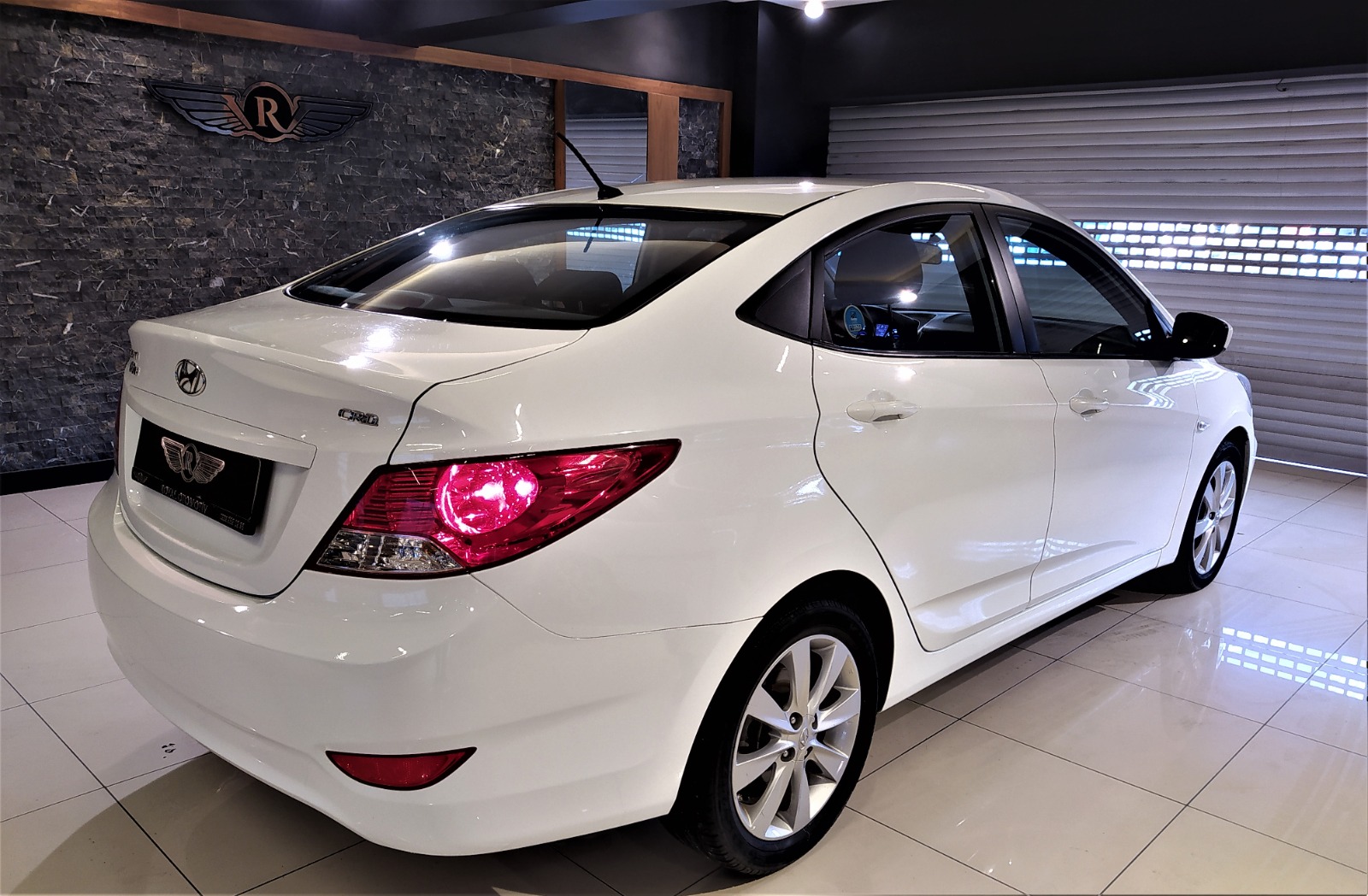 HYUNDAI Accent Blue 1.6 CRDI Mode Plus