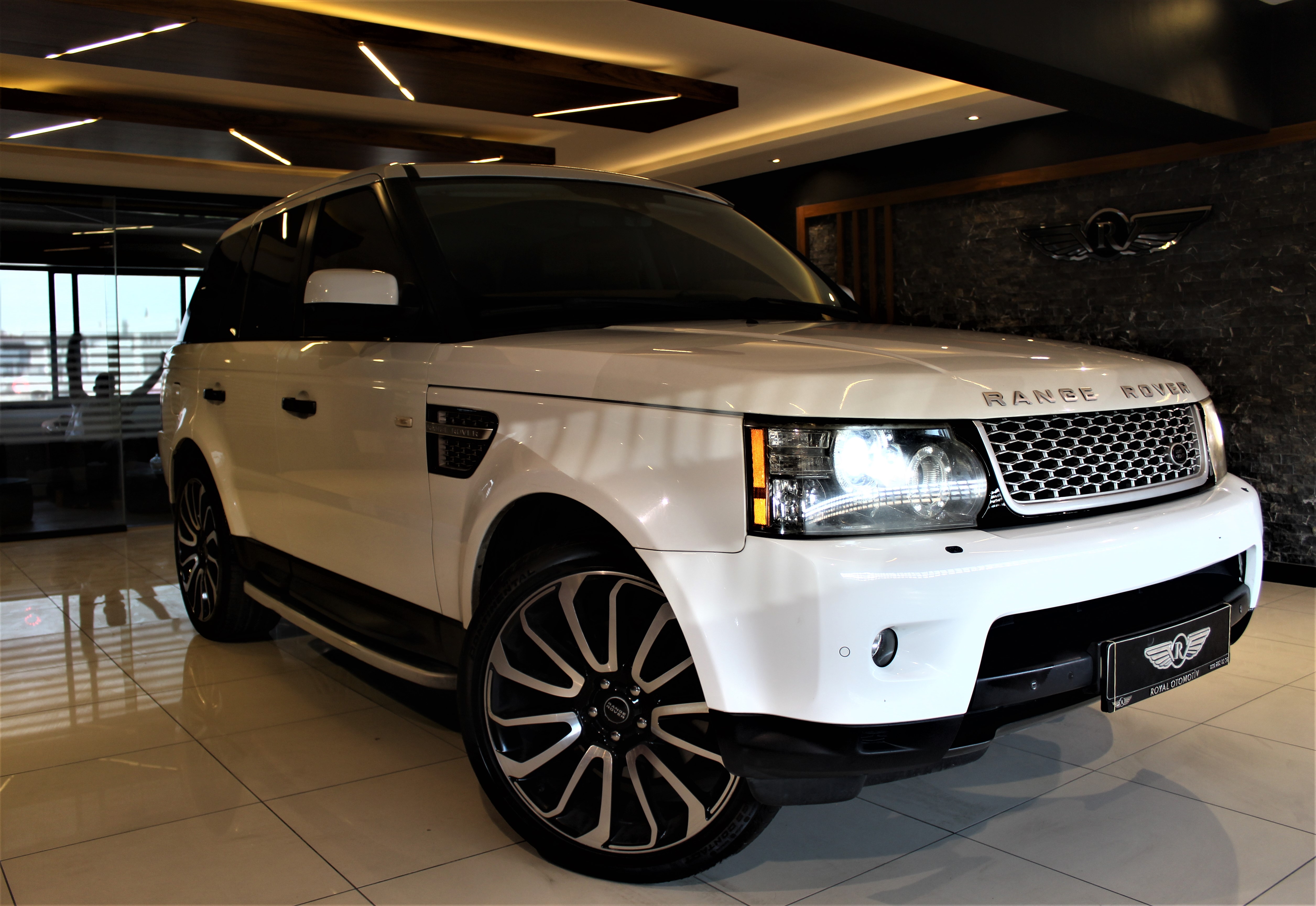 2011 RANGE ROVER SPORT 