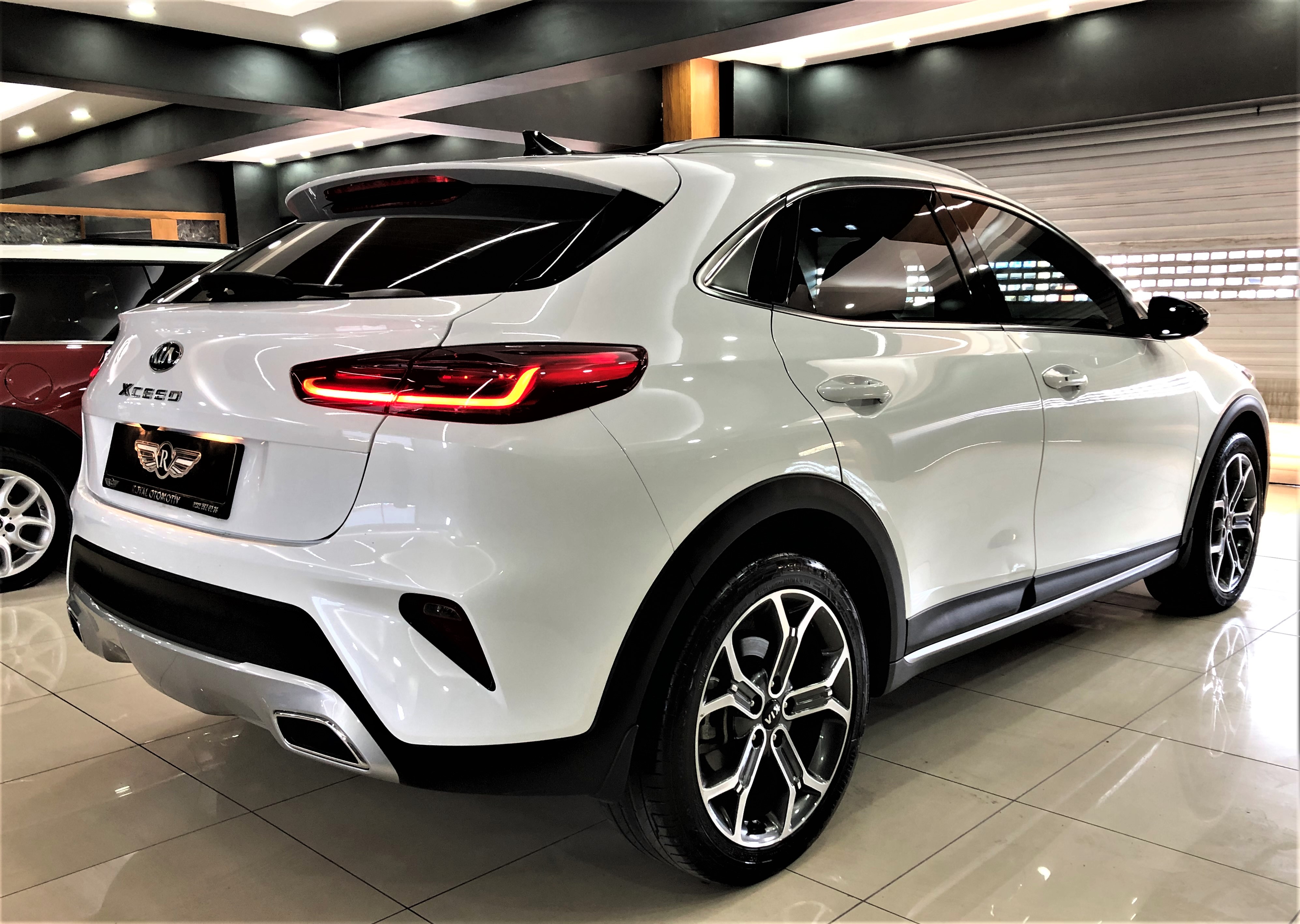 2020 KIA XCEED 1.6 CRDI PRESTIGE